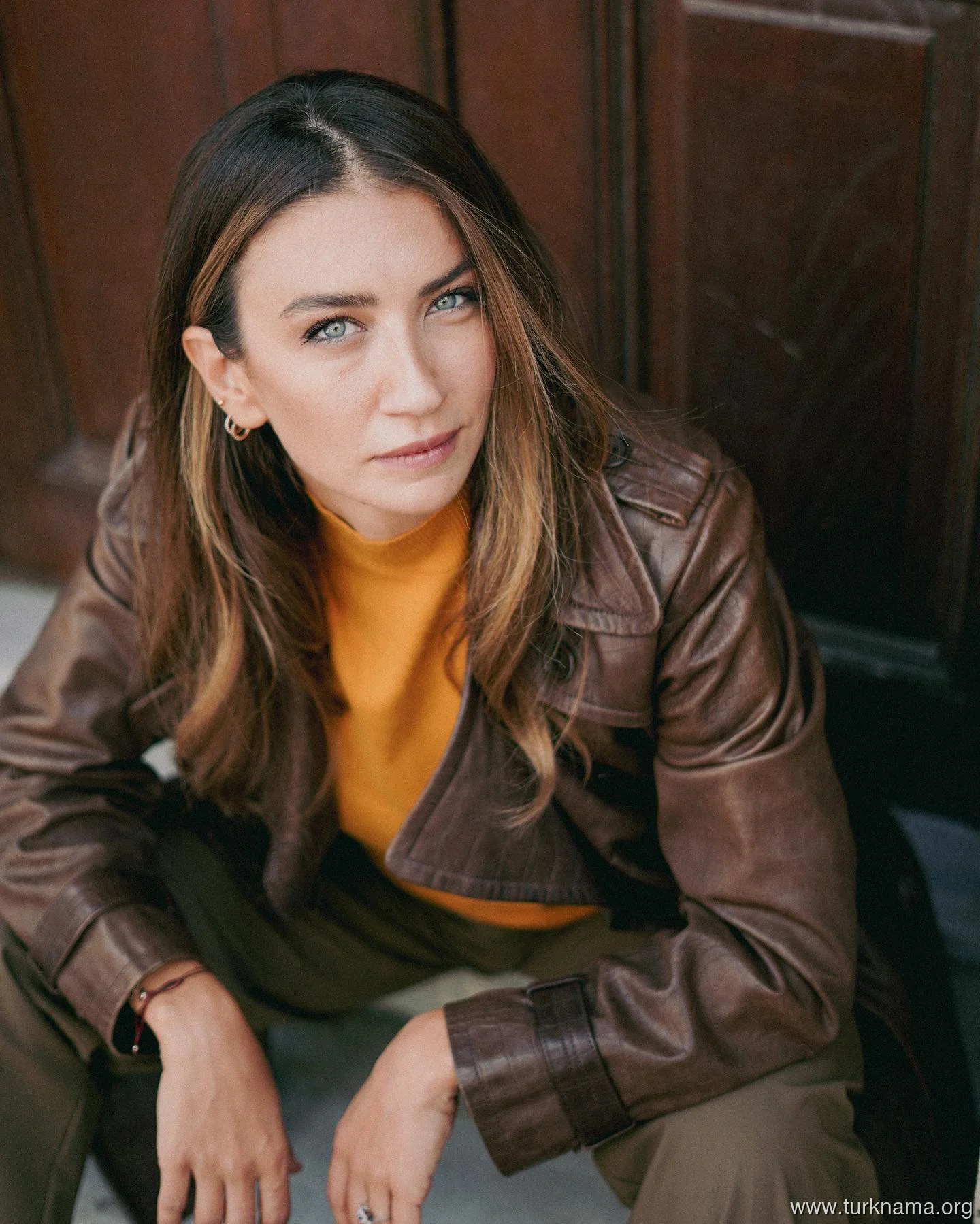 سرن بندرلی اوغلو در سریال عشق و تخت