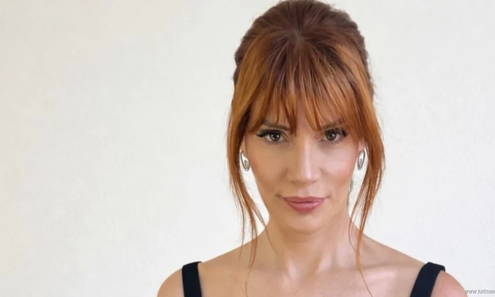 آیچا وارلیر Ayça Varlıer سایت ترکنما